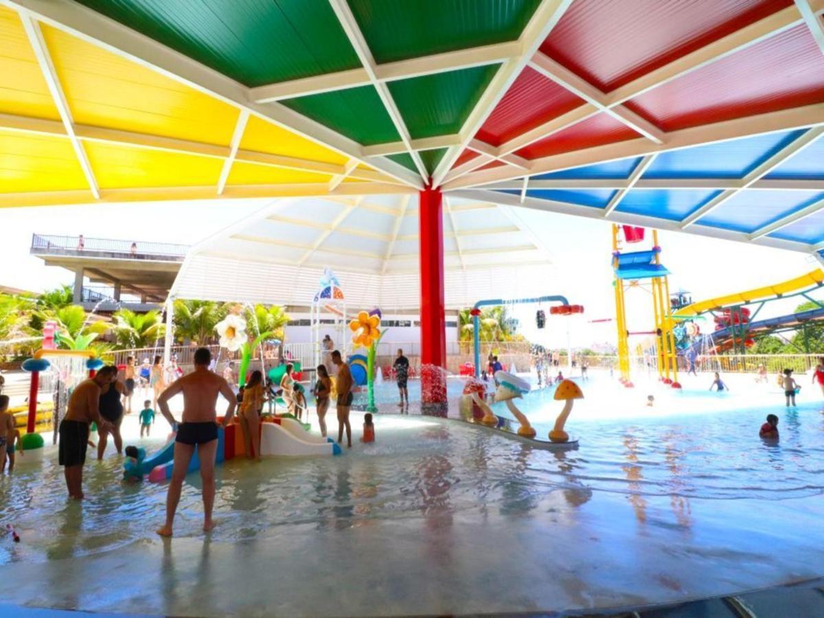 Caldas Novas Imperio Romano Com 1 Dia No Acqua Park Bagian luar foto