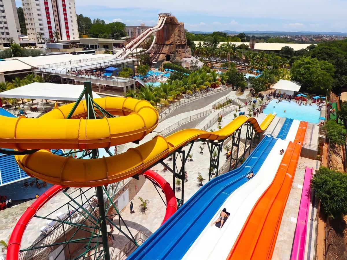 Caldas Novas Imperio Romano Com 1 Dia No Acqua Park Bagian luar foto
